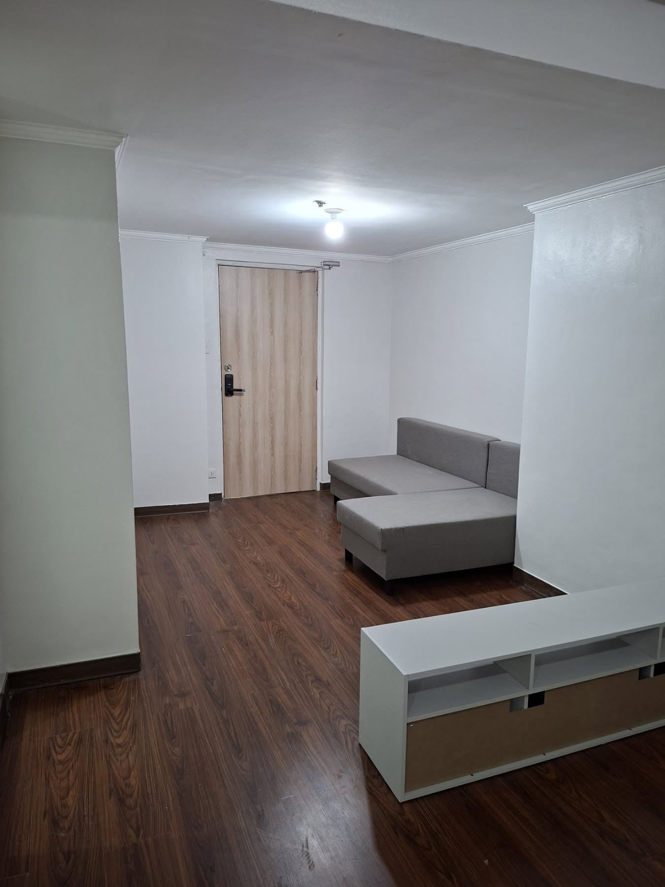 Dazzling2-BedroomPenthouseCondoUnitforSaleinCityLandPasongTamoTower,CalleEstacion,MakatiCIty-1.jpg