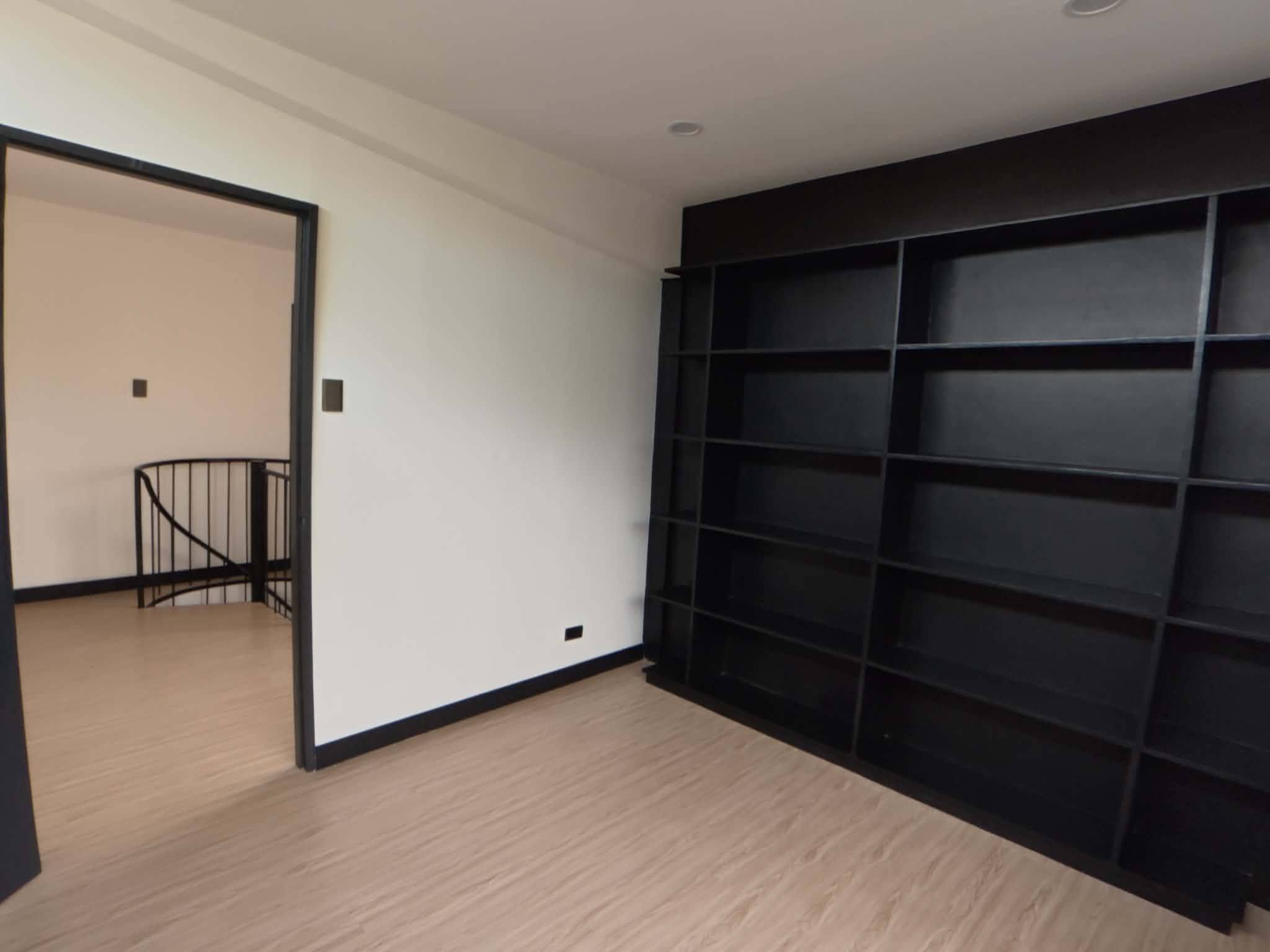 ModernIndustrial5-BedroomHouseandLotforSaleatMonteverdeRoyaleSubd.,Taytay,Rizal-13.jpg