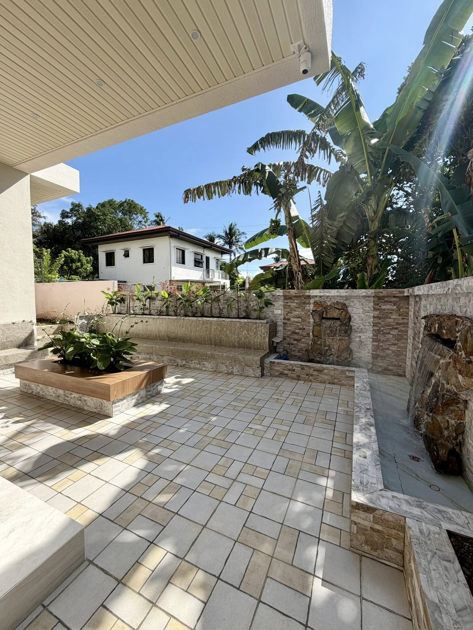 Serene4-BedroomHouseandLotforSaleinTagaytayTropicalGreens,Tagaytay-3.jpg