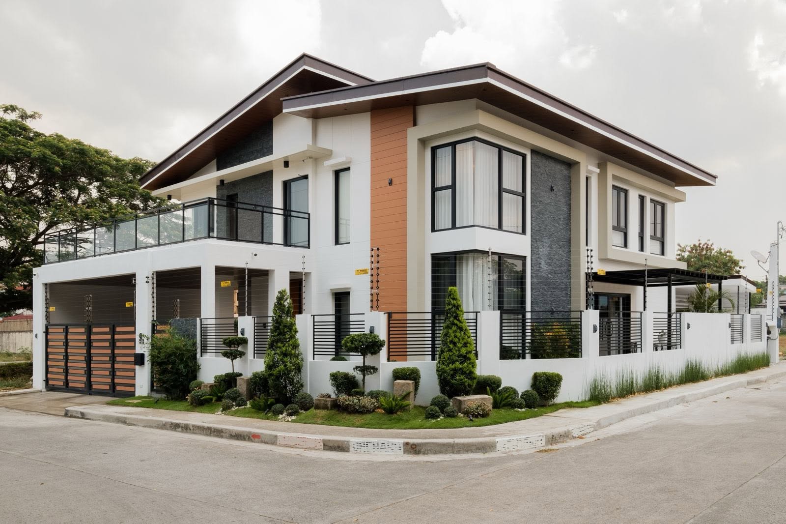 Modern5-BedroomCornerHouseandLotforSaleinVistaVerdeSubdivision,Bacoor,Cavite-1.jpg