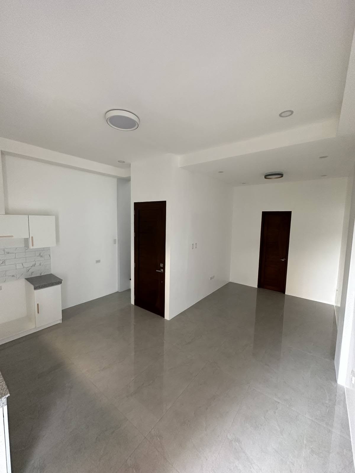 Notable4-BedroomTownhouseUnitforSaleinMalateManila-6.jpg