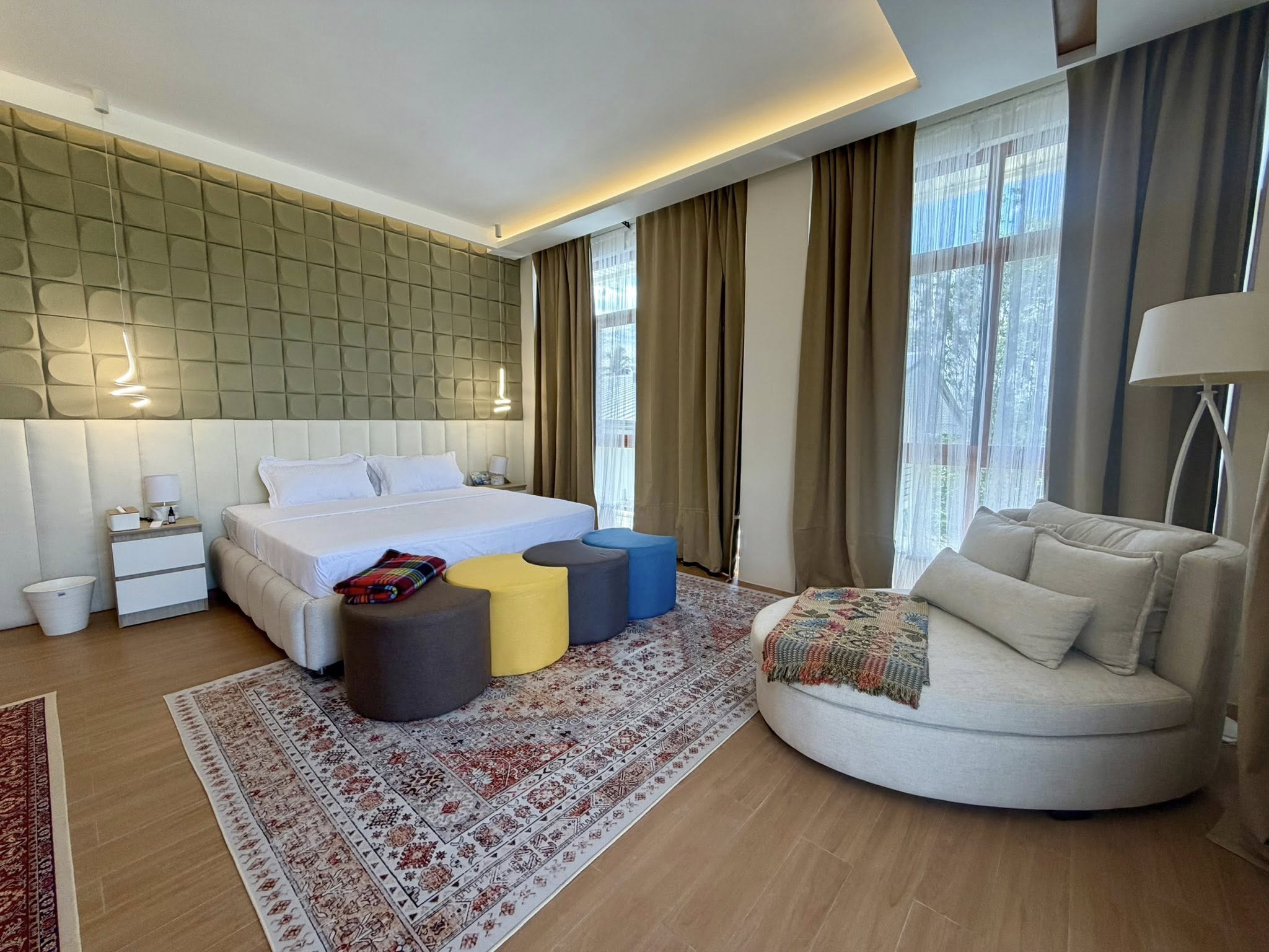 Serene4-BedroomHouseandLotforSaleinTagaytayTropicalGreens,Tagaytay-14.jpg