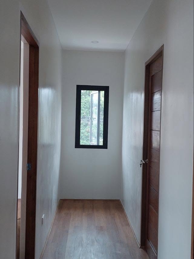 Captivating4-BedroomHouseandLotforSaleinLagunaBelAir4,SantaRosa,Laguna-4.jpg