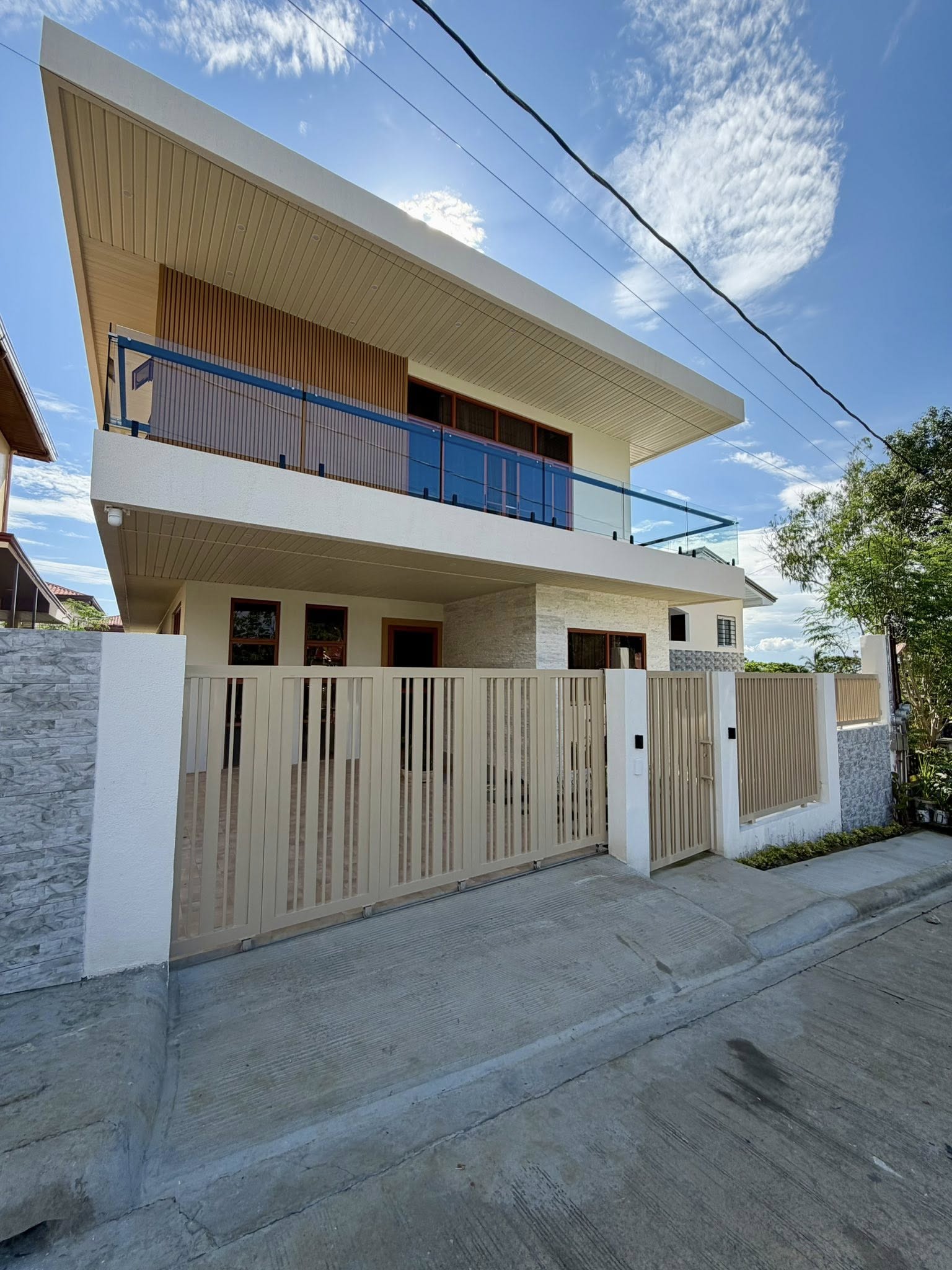 Serene4-BedroomHouseandLotforSaleinTagaytayTropicalGreens,Tagaytay-1.jpg