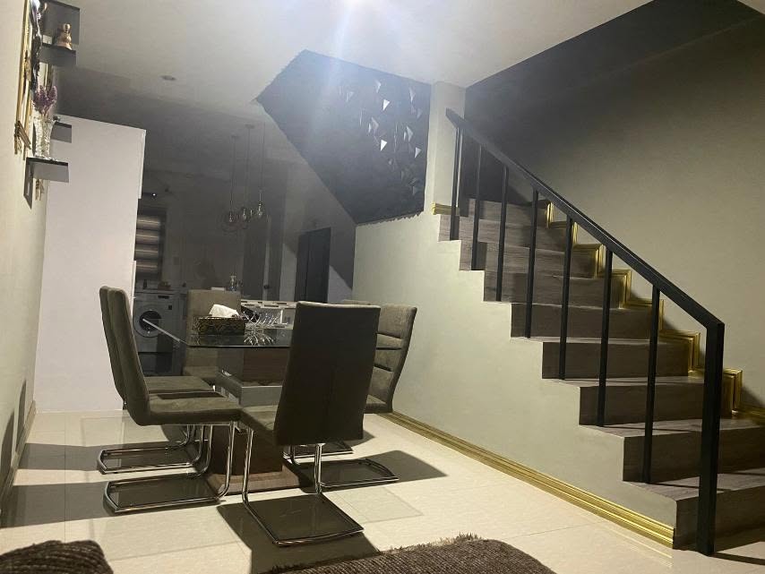 Contemporary3-BedroomTownhouseforSaleinAngelesCity,Pampanga-10.jpg