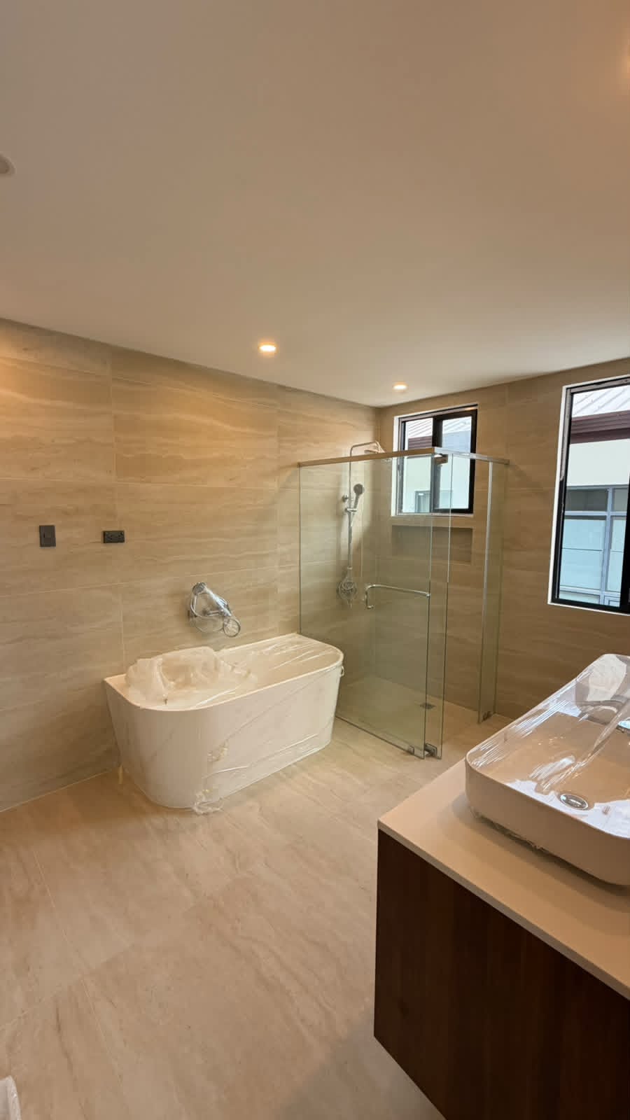 Notable5-BedroomHouseandLotforSaleinBFHomes,Parañaque-8.jpg