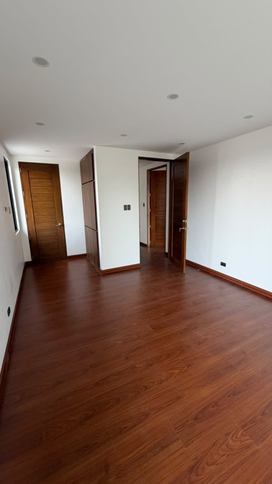 Notable5-BedroomHouseandLotforSaleinBFHomes,Parañaque-5.jpg