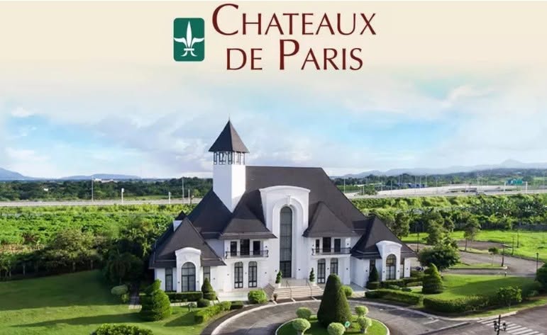 230SQMPrimeLotforSaleatChateauxdeParis,SouthForbes,Silang,Cavite-1.jpg