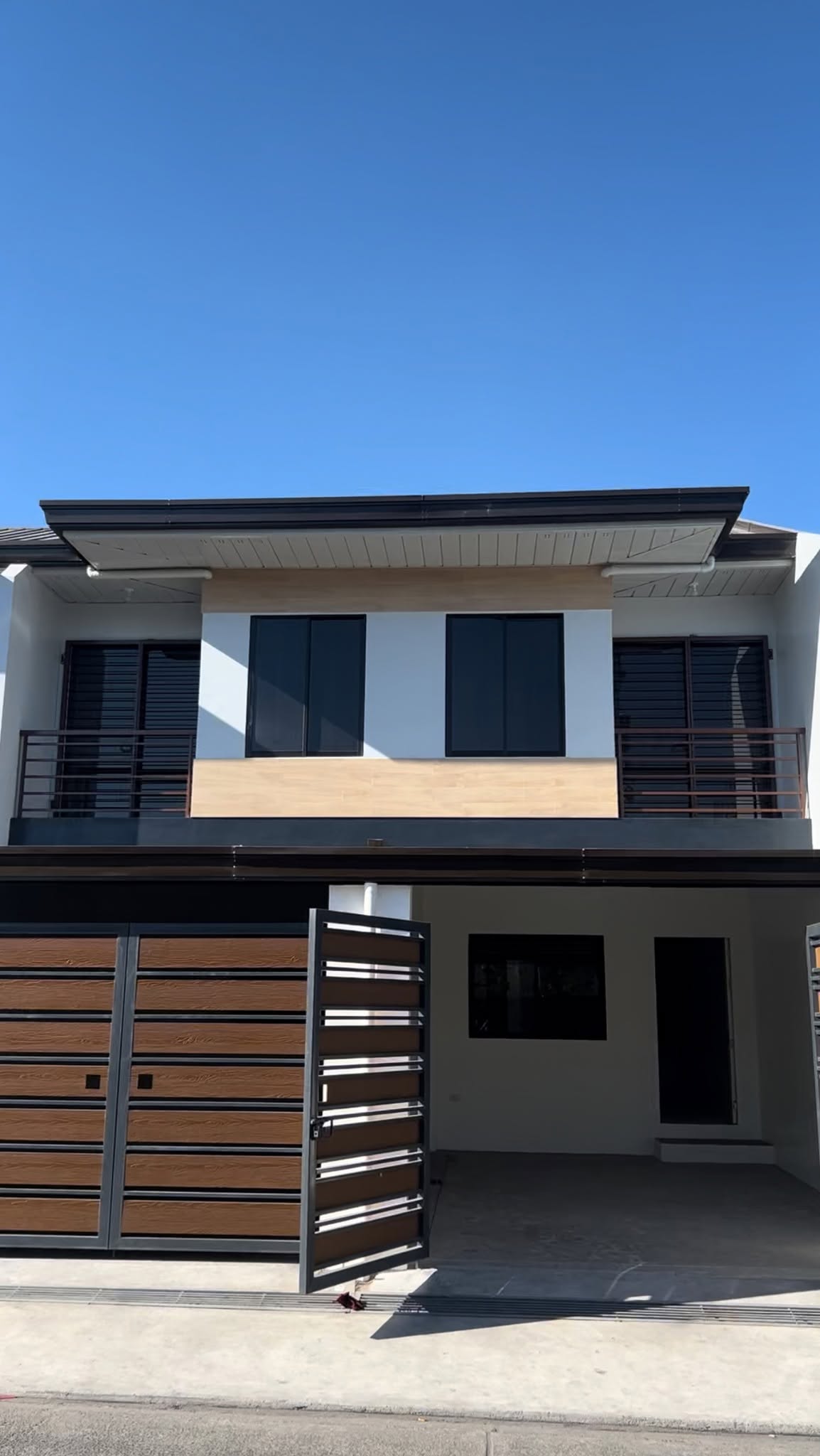 Refined2-BedroomTownhouseforSaleinPlaridelIISubdivision,AngelesCity,Pampanga-1.jpg