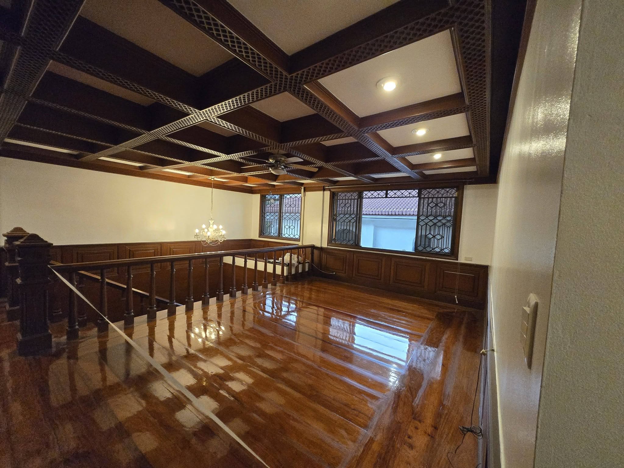 Attractive4-BedroomHouseandLotforLeaseinCorinthiansGarden,QuezonCity-9.jpg