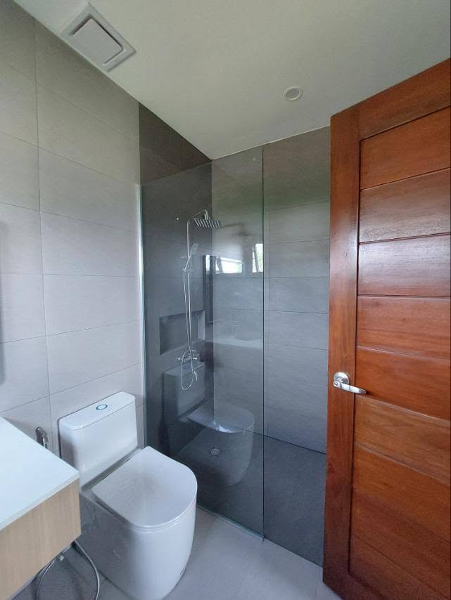 Captivating4-BedroomHouseandLotforSaleatTheSonomaResidences,SantaRosa,Laguna-13.jpg