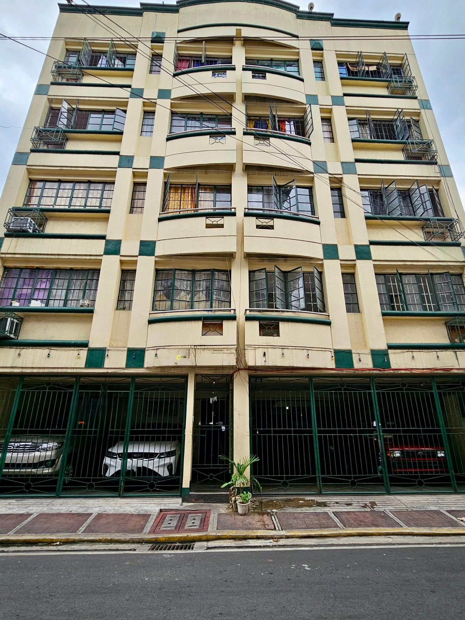 IncomeGeneratingCommercialPropertyforSaleinPoblacion,Makati-1.jpg