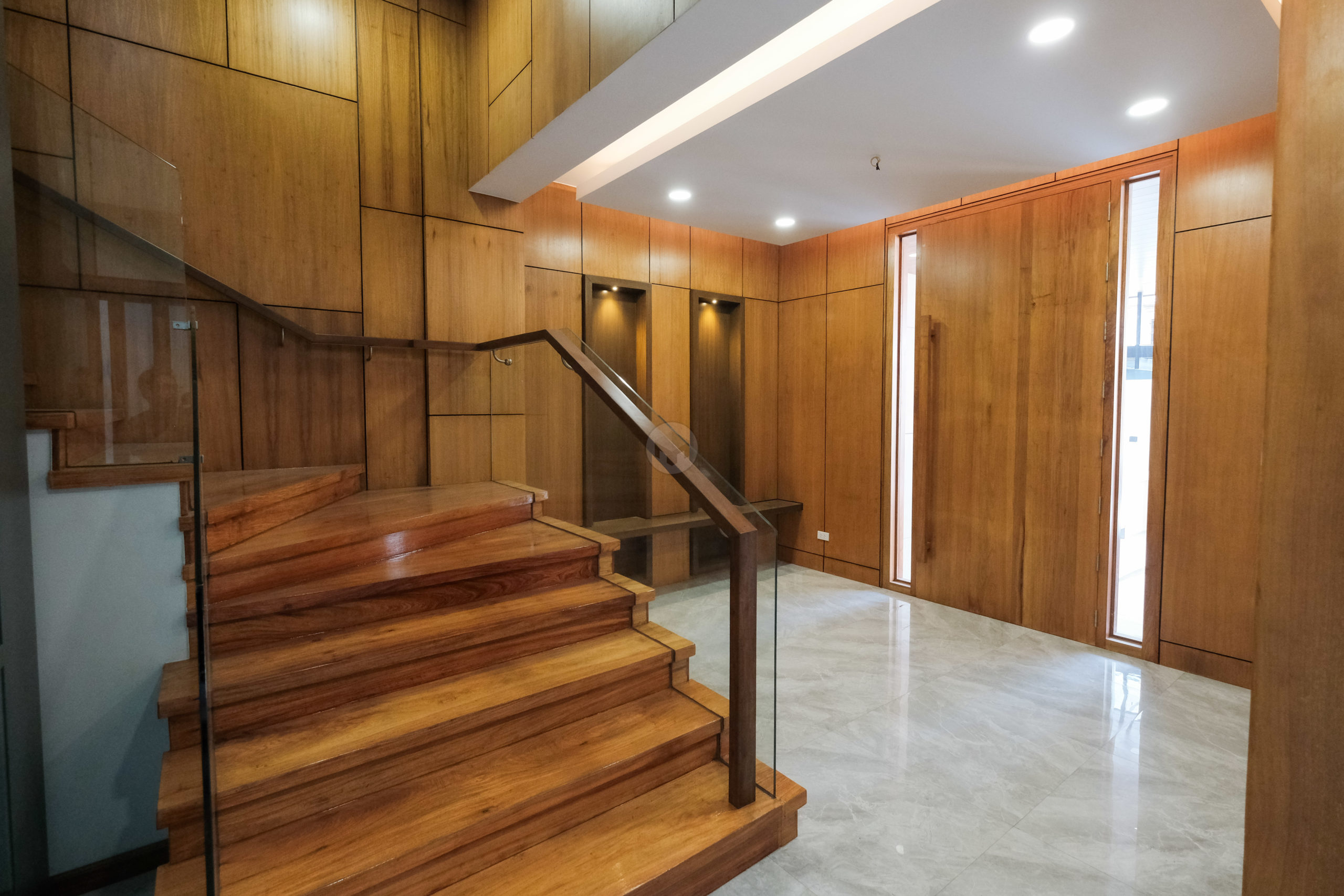 Enchanting5-BedroomTownhouseforSaleinLittleBaguio,SanJuanCity-8.jpg