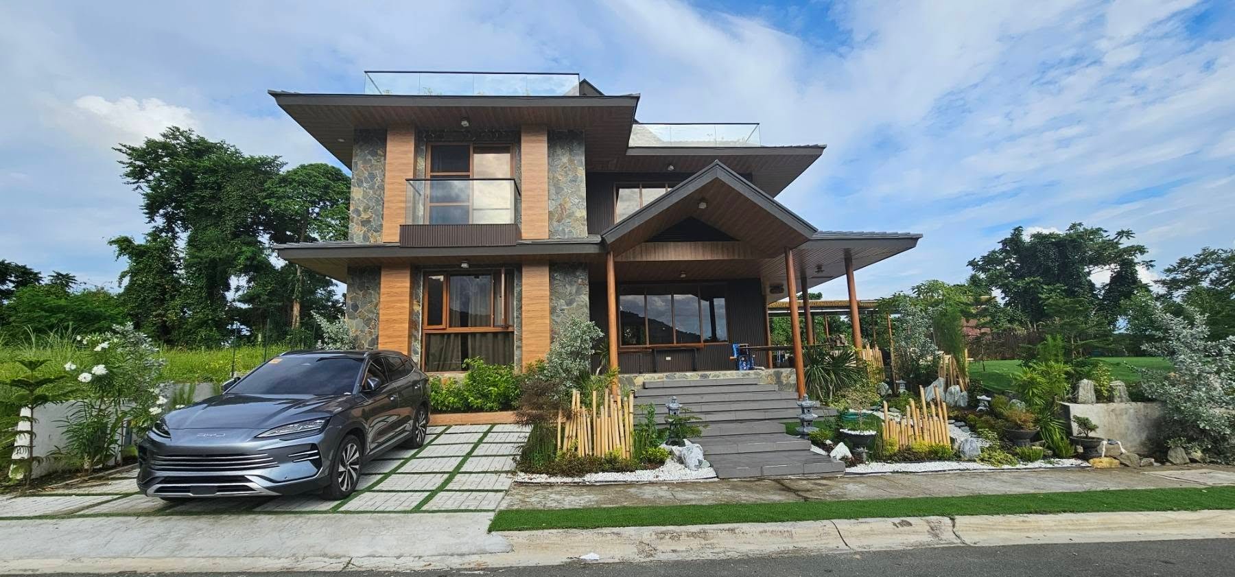 Majestic5-BedroomHouseandLotforSaleinTagaytayMidlands,Tagaytay-2.jpg