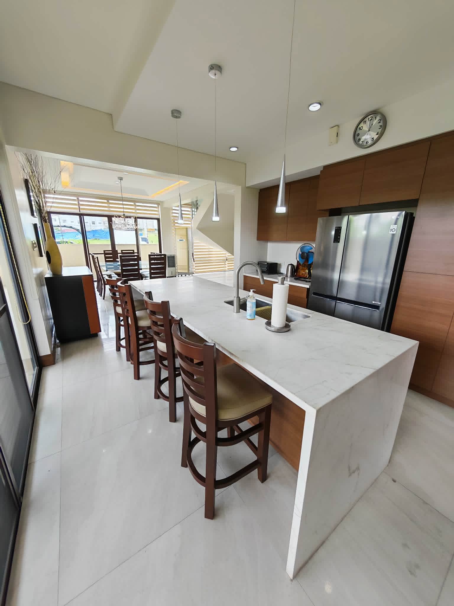 4-BedroomHouseandLotforSaleinBrittanySubdivision,Fairview,QuezonCity-11.jpg
