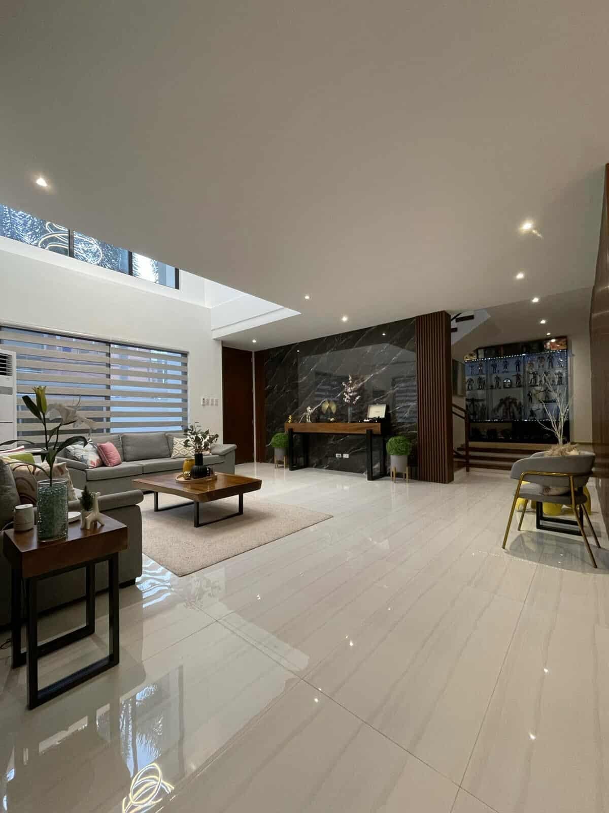 6-BedroomHouseandLotforSaleinBFHomes,Parañaque-4.jpg