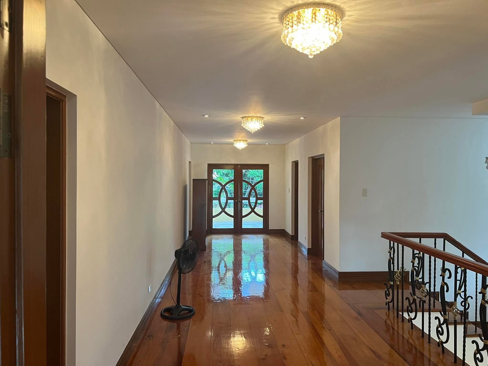 5-BedroomHouseandLotforLeaseinAlabangHills,Muntinlupa-12.jpg