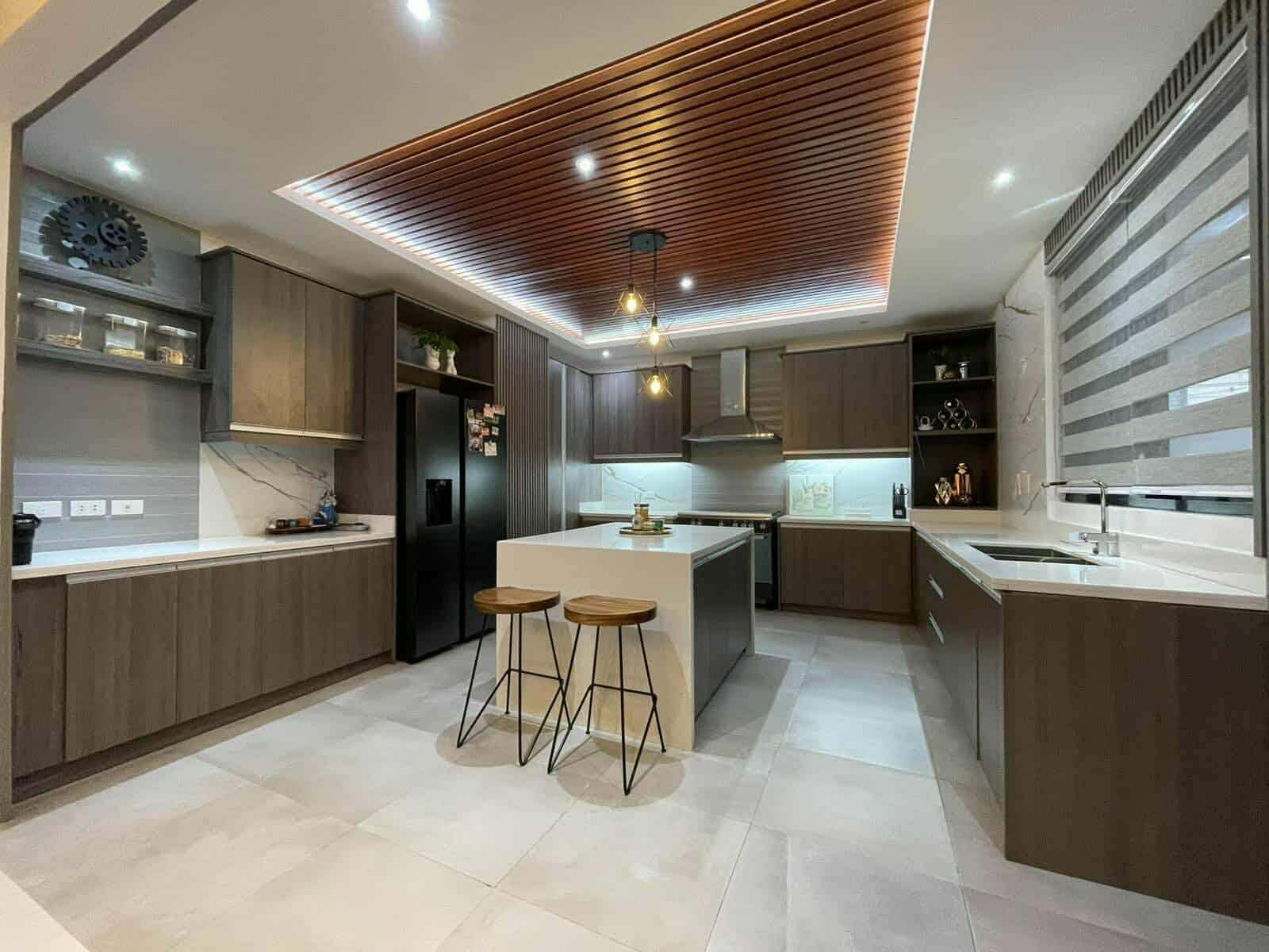 6-BedroomHouseandLotforSaleinBFHomes,Parañaque-5.jpg