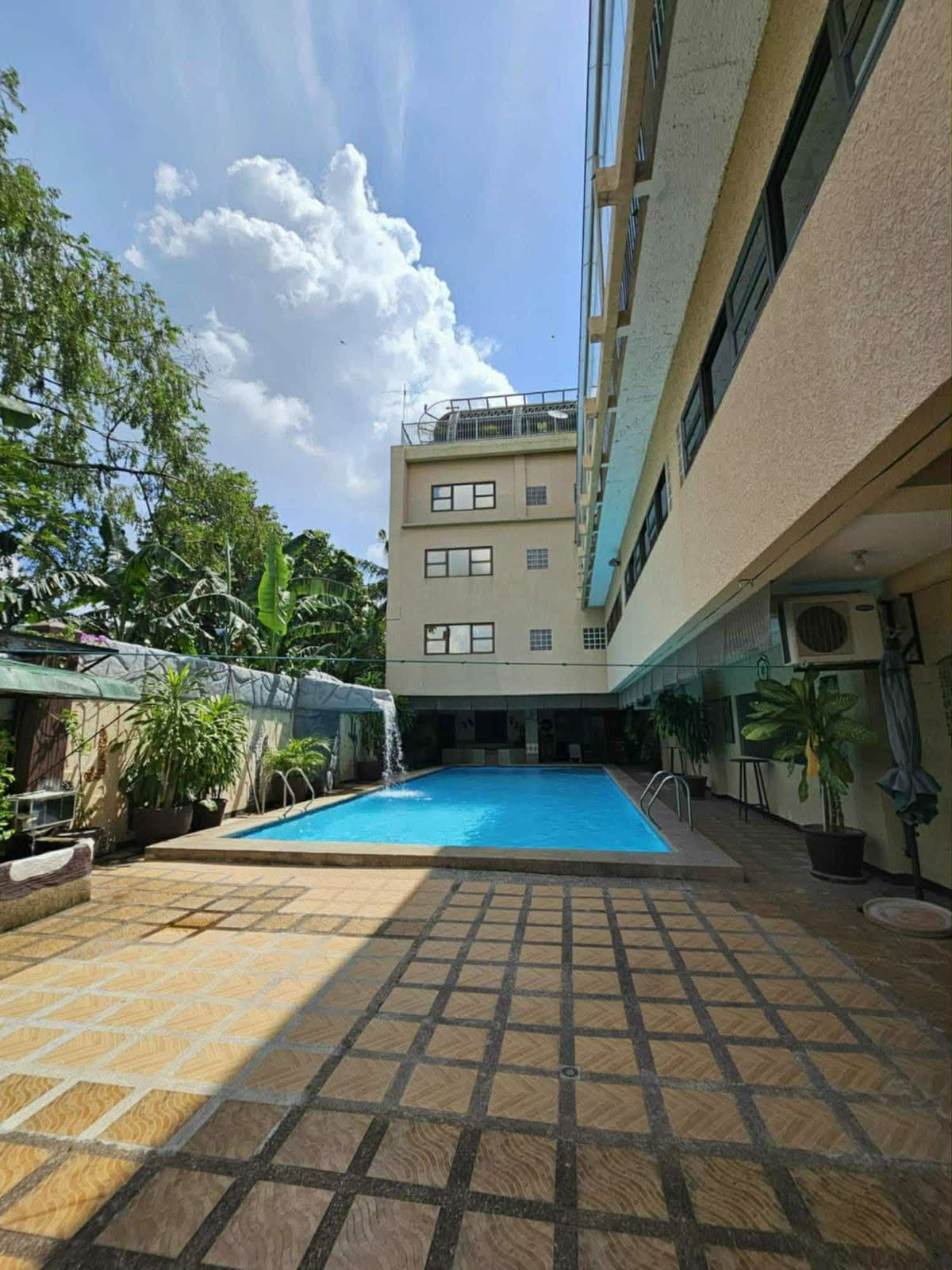 Grand5-BedroomResthouseforSaleinStatelandHillsSubd.,GeneralTrias,Cavite-7.jpg
