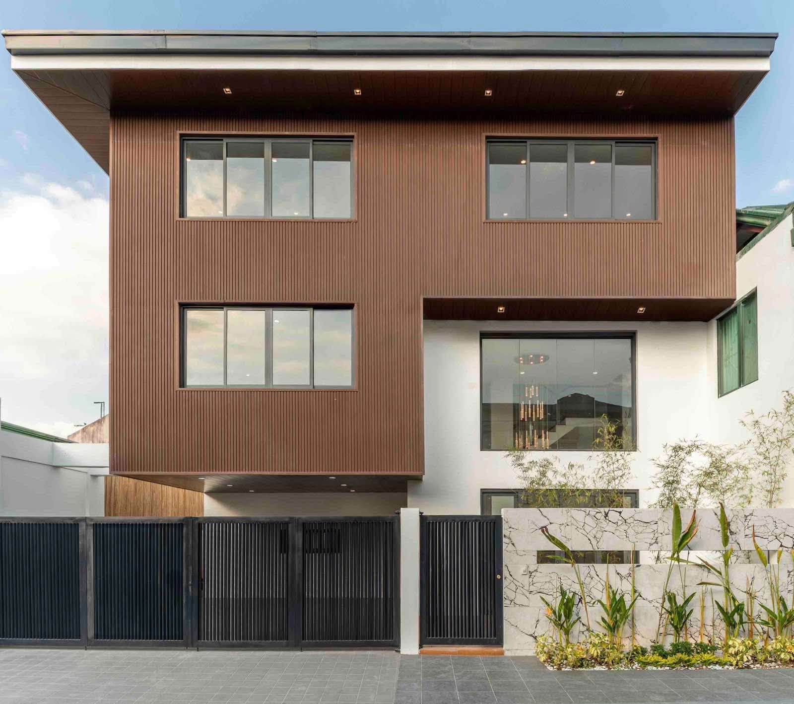 Fabulous7-BedroomHouseandLotforSaleinGreenwoodsExecutiveVillage,Cainta,Rizal-1.jpg