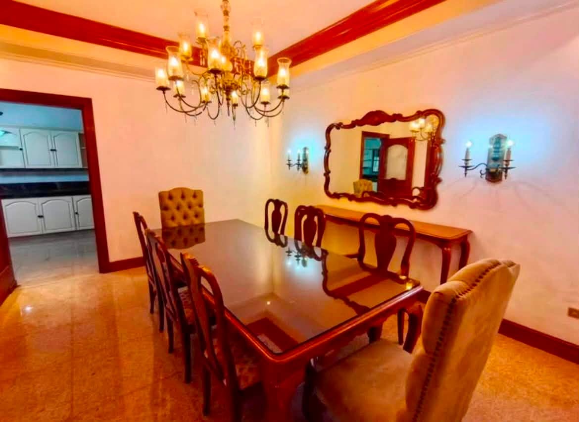 Notable5-BedroomHouseandLotforSaleinAlabangHills,Muntinlupa-5.jpg