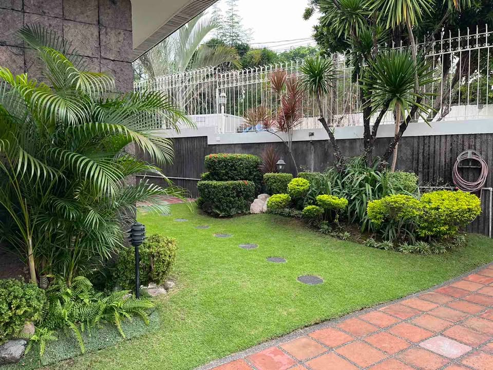 3-BedroomBungalowHouseandLotforSaleinPlainViewSubd.,Mandaluyong-8.jpg