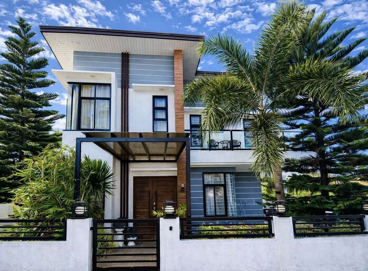 4-BedroomHouseandLotforSaleinHillsboroughSubdivision,Tanauan,Batangas-1.jpg