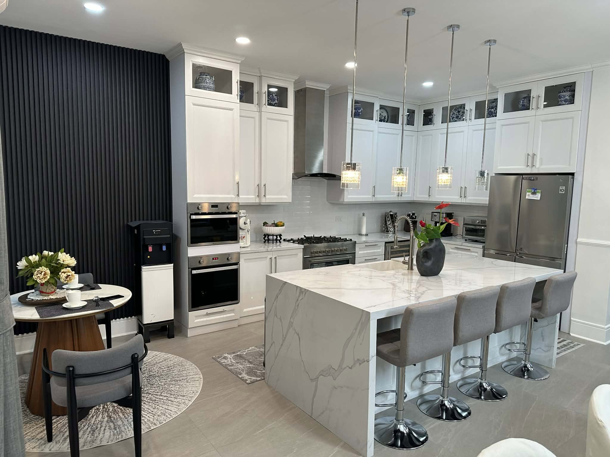 4-BedroomHouseandLotforSaleinLagunaHills,Pansol,CalambaCityl-11.jpg
