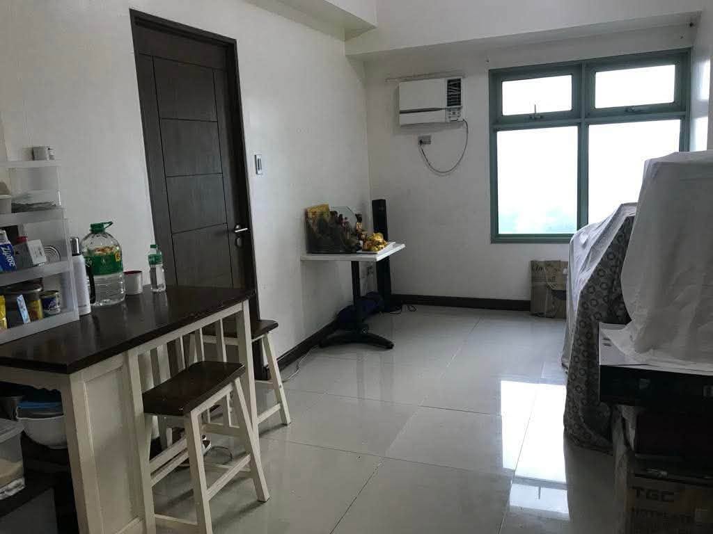 1-BedroomCondoUnitforSaleinMagnoliaResidences,NewManila-1.jpg