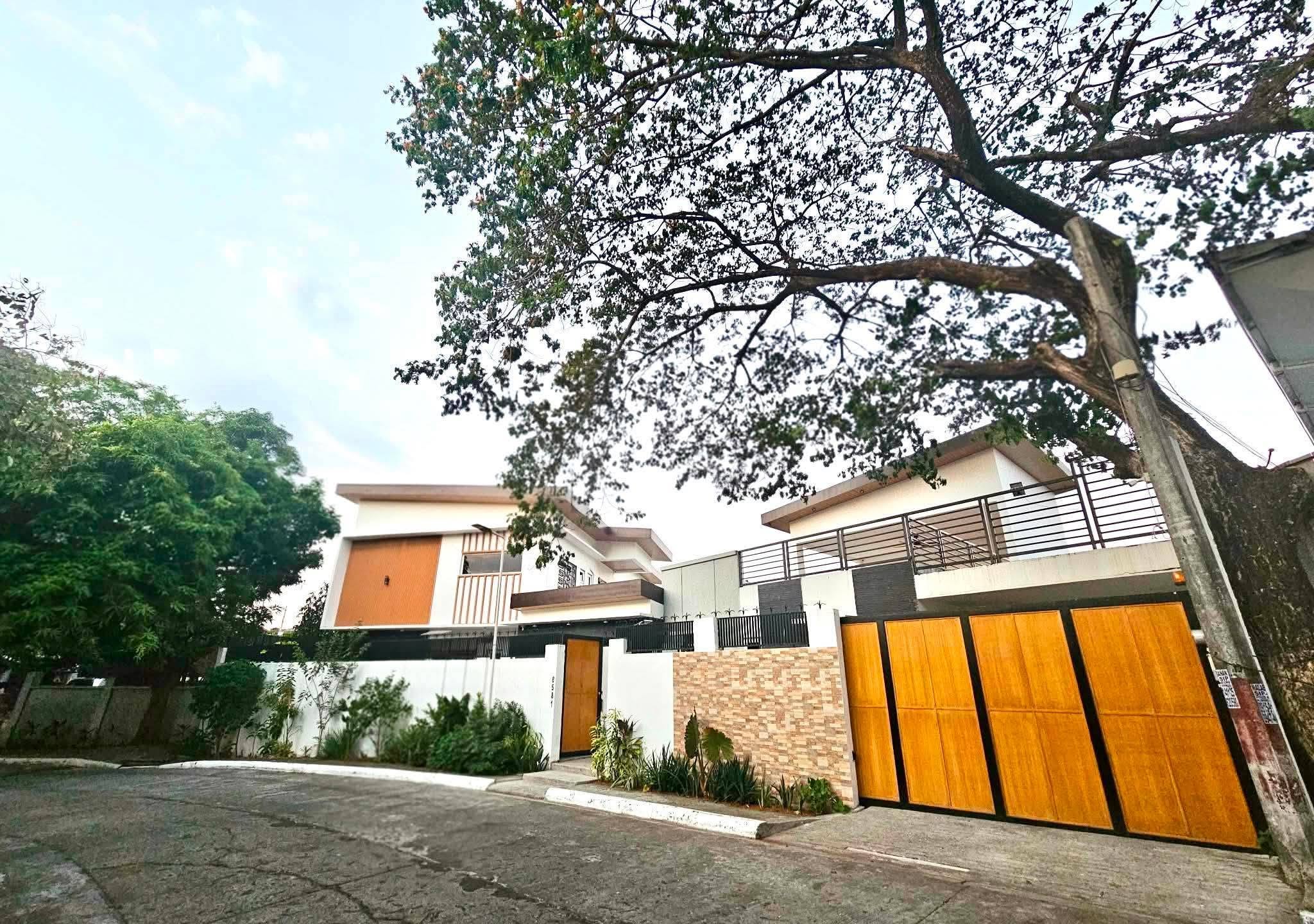 8-BedroomsHouseandLotforSaleinMarceloGreenVillage,Parañaque-1.jpg