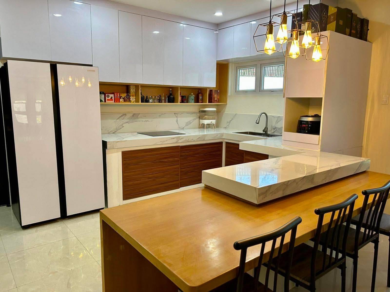 8-BedroomsHouseandLotforSaleinMarceloGreenVillage,Parañaque-11.jpg