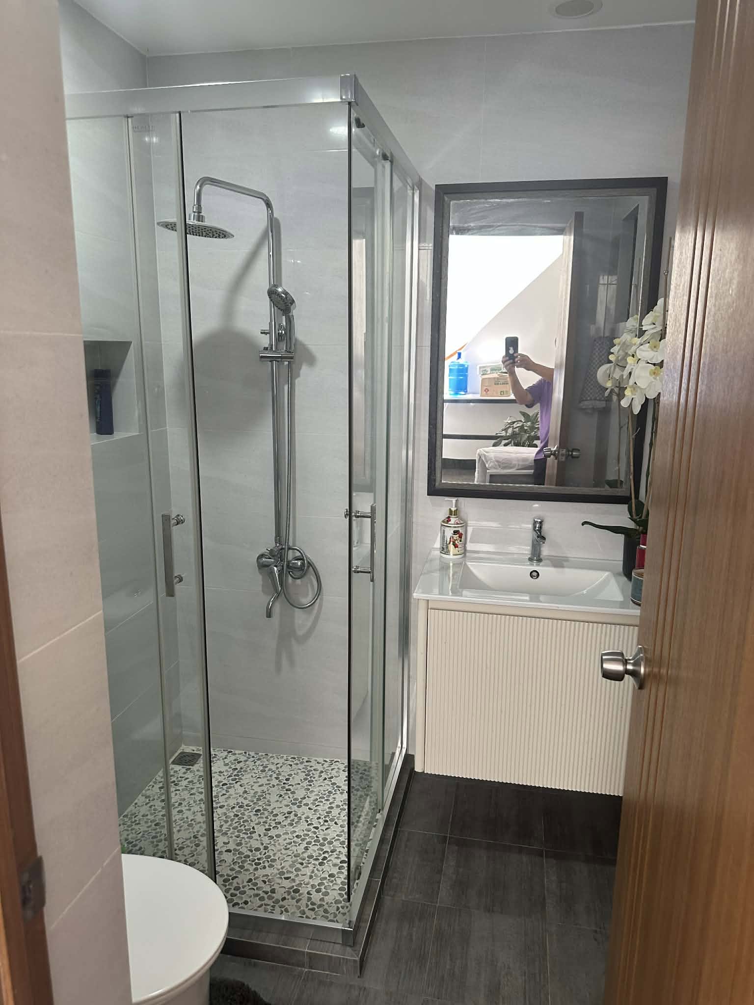 4-BedroomHouseandLotforSaleinLagunaHills,Pansol,CalambaCityl-17.jpg