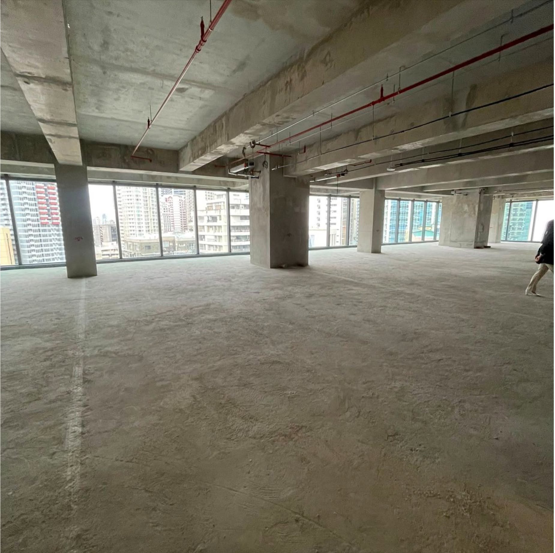 80SQMCommercialOfficeCondominiumforLeaseatTheGentryCorporatePlaza,SalcedoVillage,Makati-3.jpg