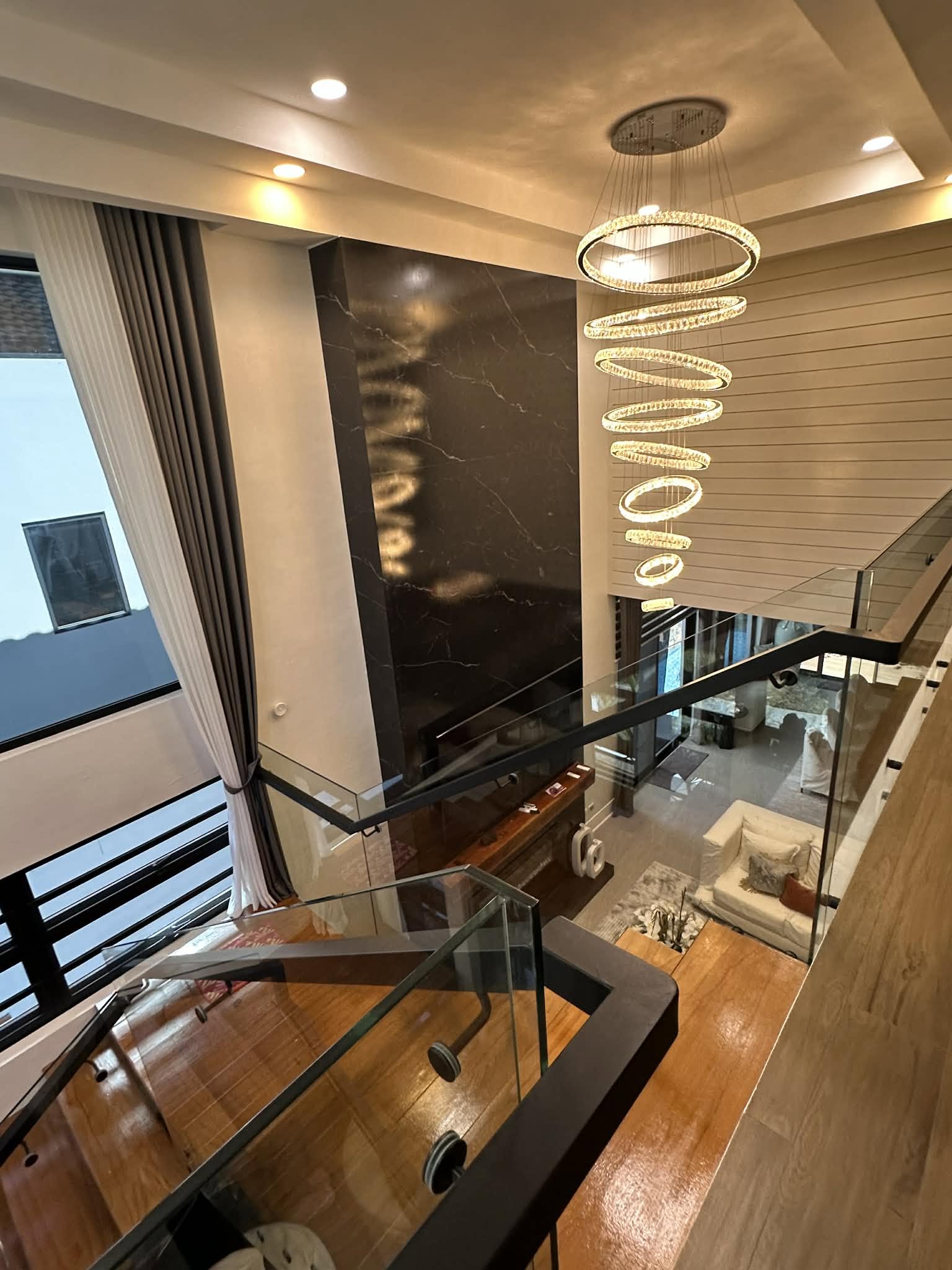 4-BedroomHouseandLotforSaleinLagunaHills,Pansol,CalambaCityl-14.jpg