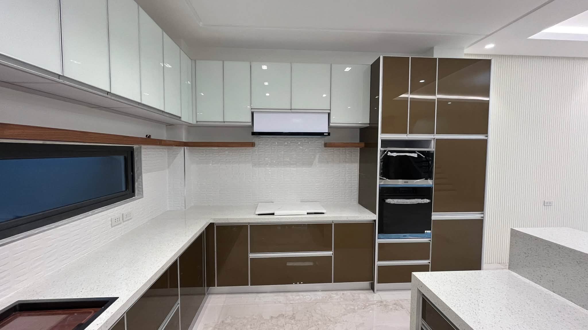 5-BedroomHouseandLotforSaleinSta.BarbaraRoyale,TandangSora,QuezonCity-6.jpg