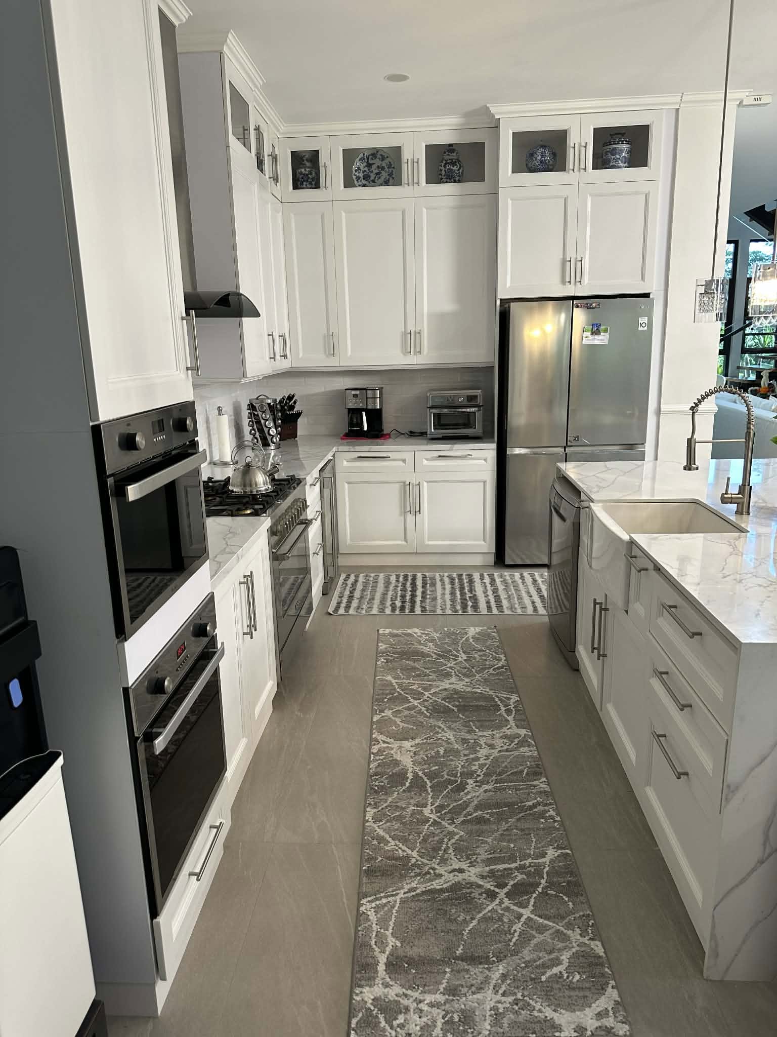 4-BedroomHouseandLotforSaleinLagunaHills,Pansol,CalambaCityl-10.jpg