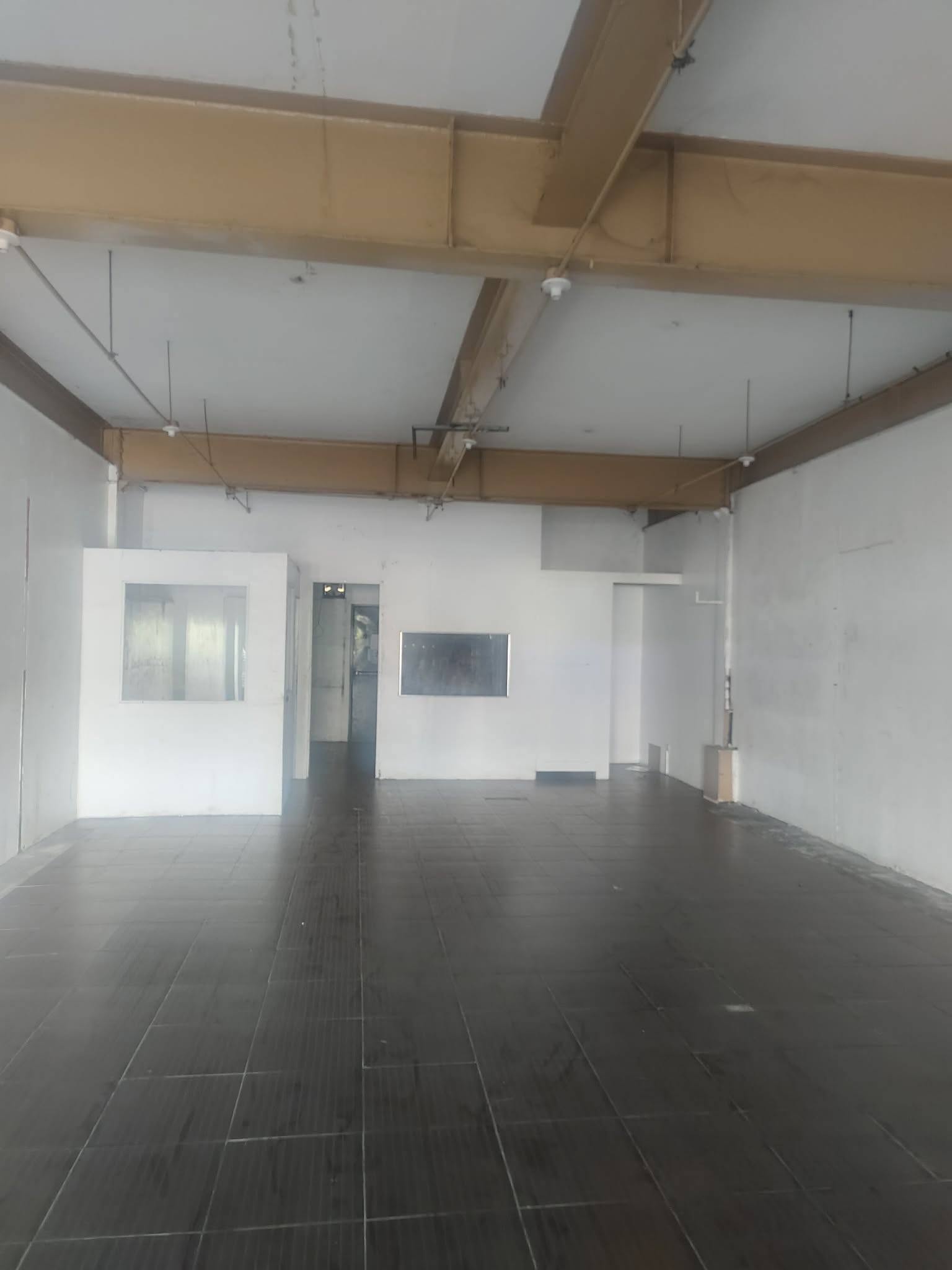 CommercialSpaceforLeaseinParang,Marikina-4.jpg