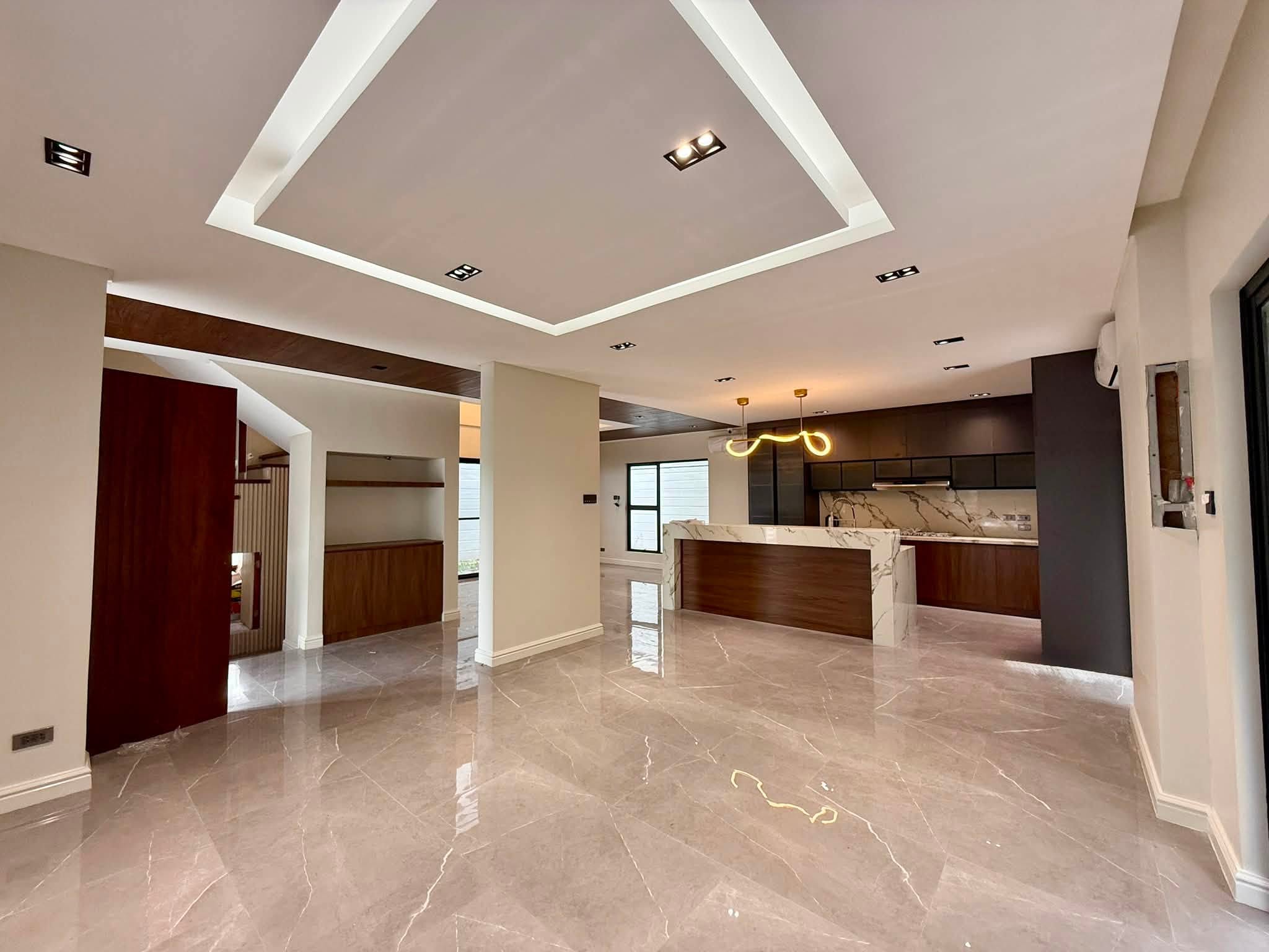 Pristine4-BedroomHouseandLotforSaleinAcropolisVillage,MandaluyongCity-4.jpg