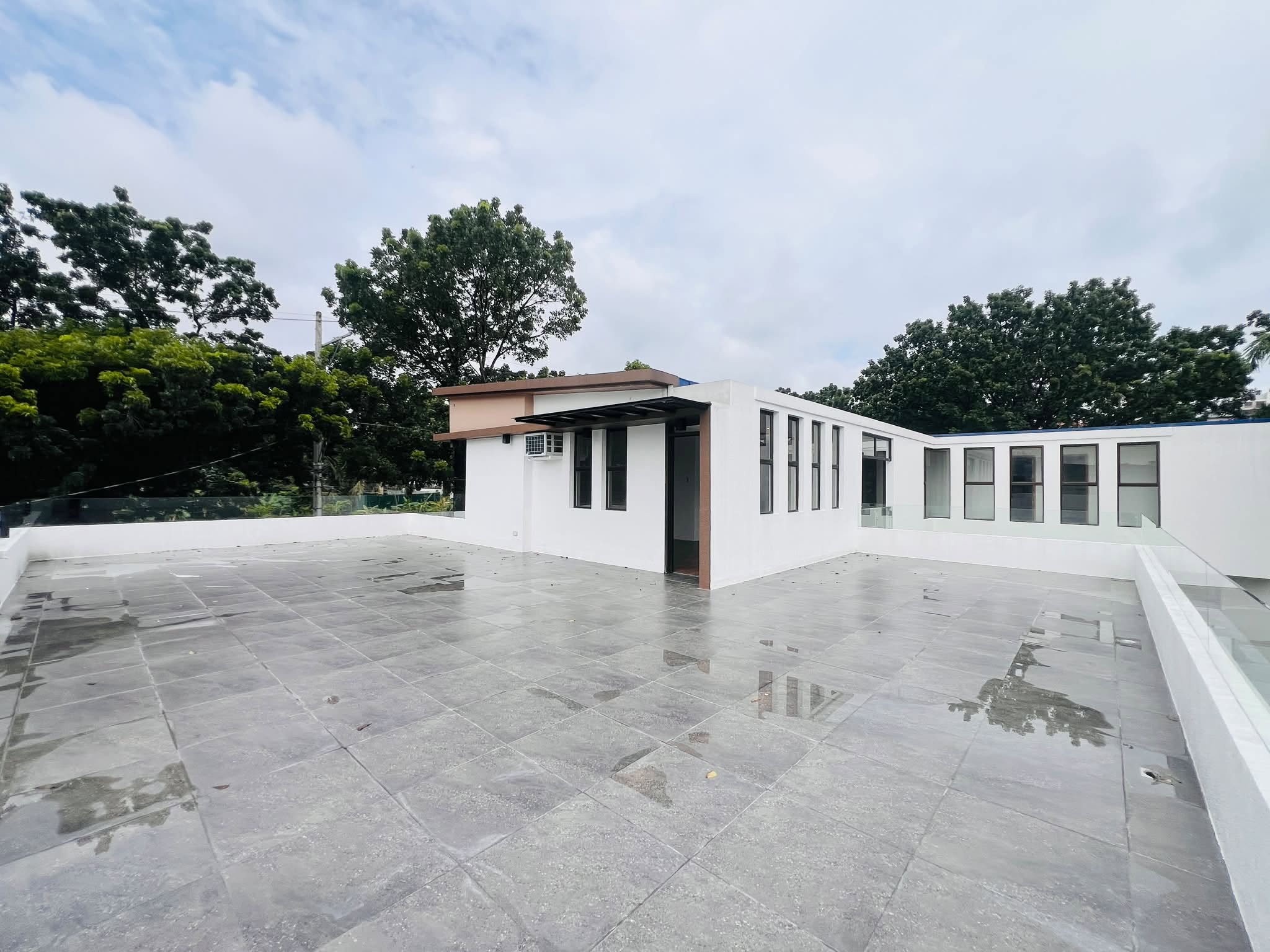 4-BedroomHouseandLotforSaleinCasaMilan,QuezonCity-22.jpg