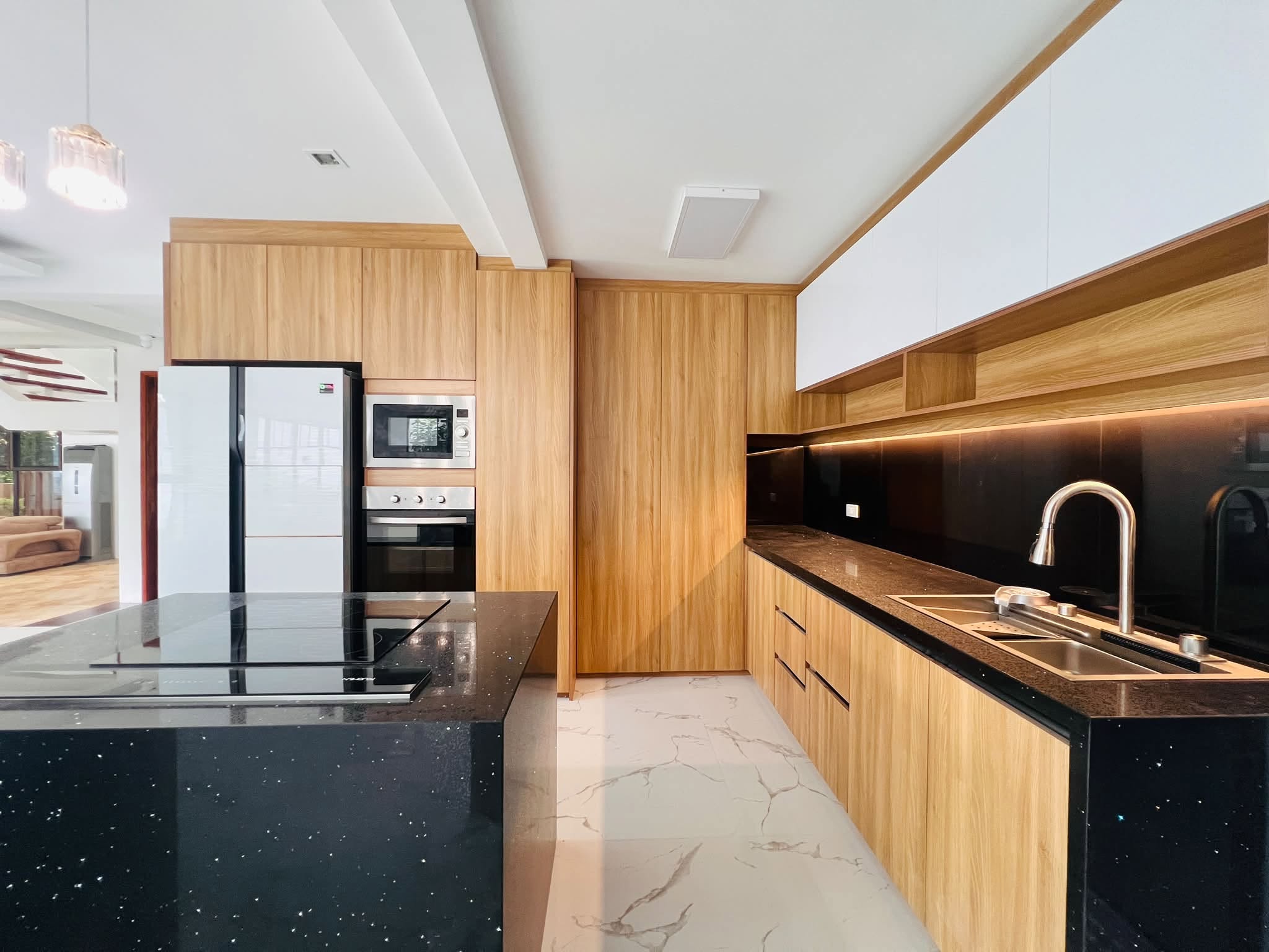 4-BedroomHouseandLotforSaleinCasaMilan,QuezonCity-13.jpg
