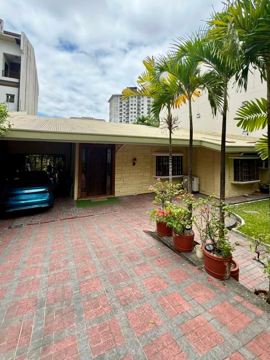 457SQMPrimeLotforSaleinSanJuan-1.jpg