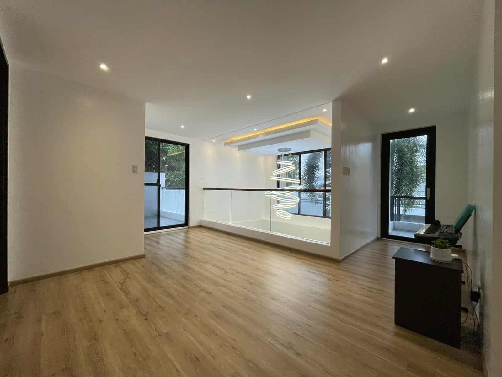 6-BedroomHouseandLotforSaleinBFHomes,Parañaque-9.jpg