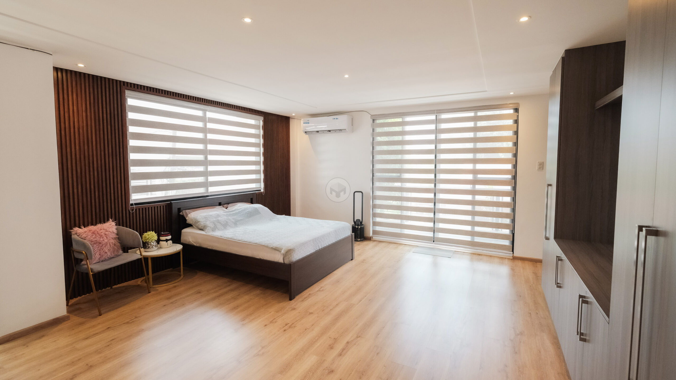 6-BedroomHouseandLotforSaleinBFHomes,Parañaque-11.jpg