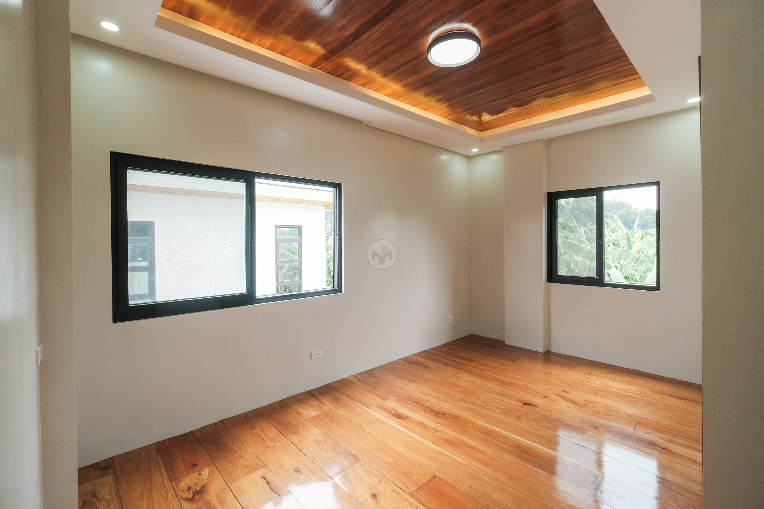 Splendid4-BedroomHouseandLotforSaleinNorthFairview,QuezonCity-9.jpg