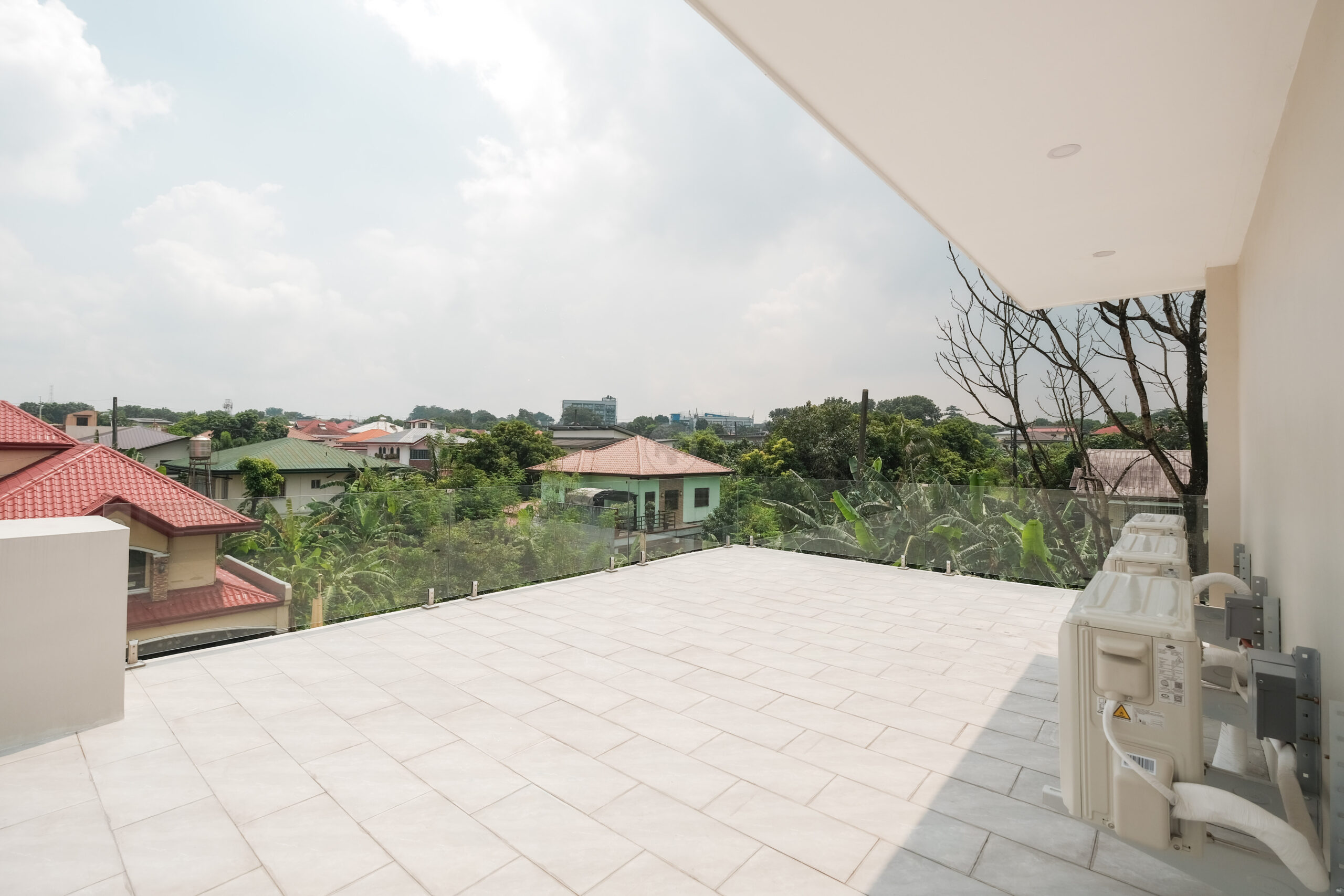 Splendid4-BedroomHouseandLotforSaleinNorthFairview,QuezonCity-14.jpg