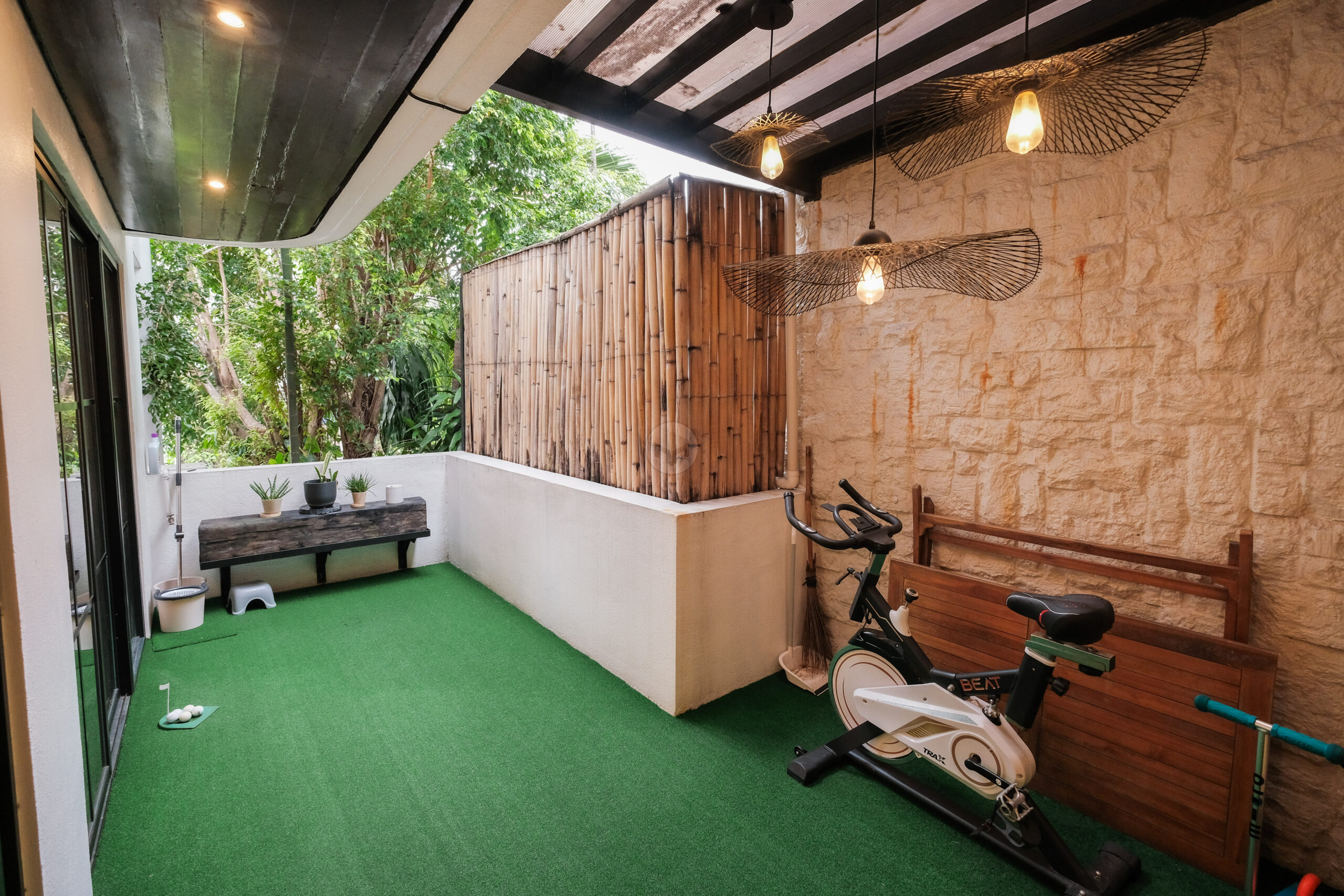 3-BedroomTownhouseforSaleinMariposa,QuezonCity-19.jpg