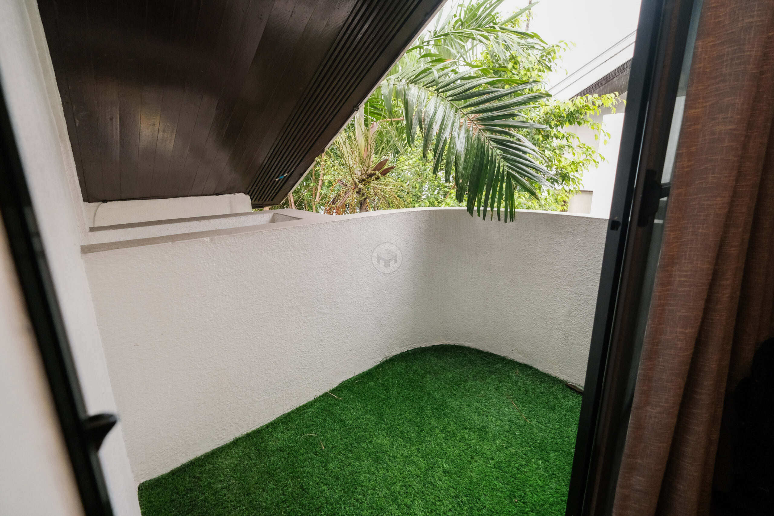 3-BedroomTownhouseforSaleinMariposa,QuezonCity-20.jpg