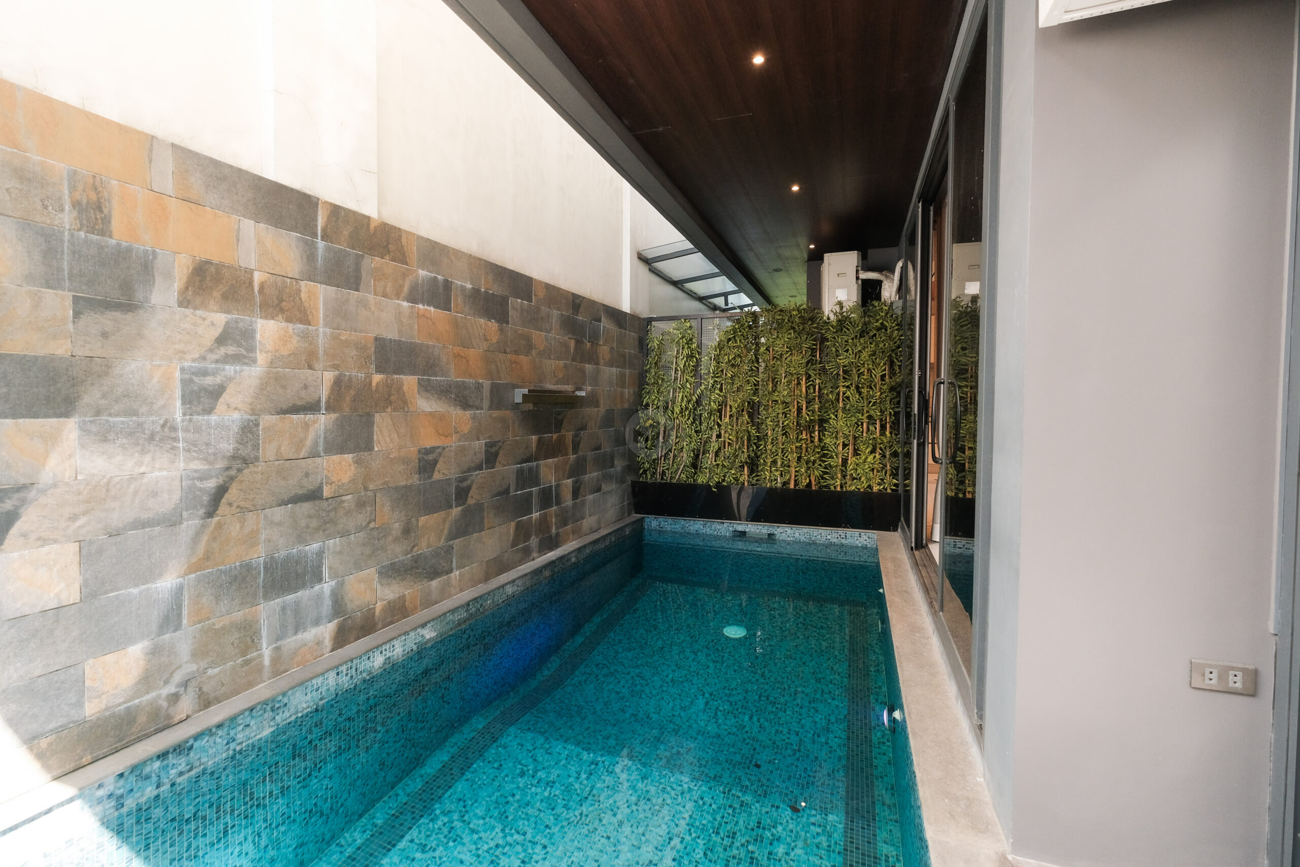 5-BedroomHouseandLotforSaleinDonAntonioRoyaleEstate,Commonwealth,QuezonCity-2.jpg
