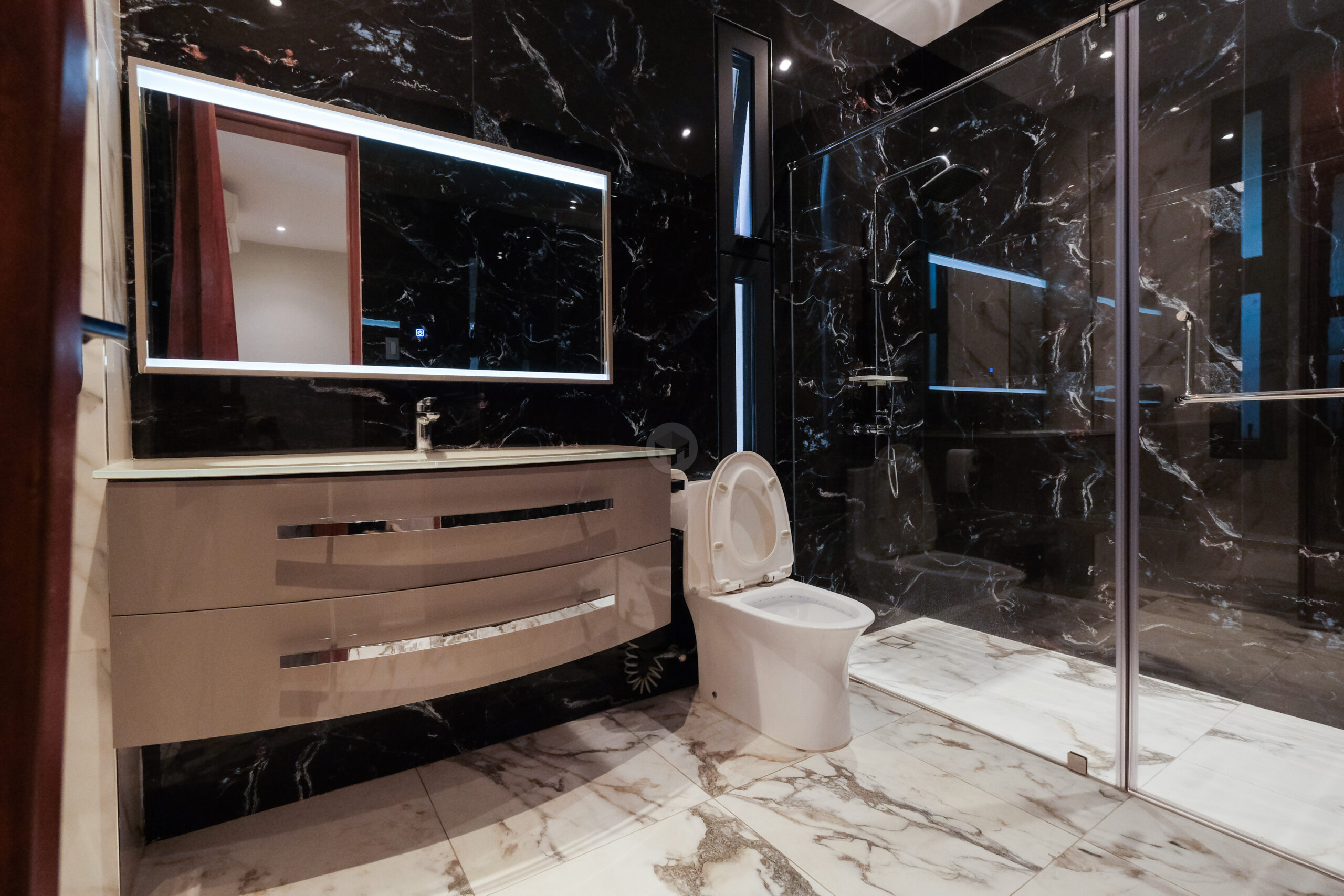 5-BedroomHouseandLotforSaleinDonAntonioRoyaleEstate,Commonwealth,QuezonCity-19.jpg