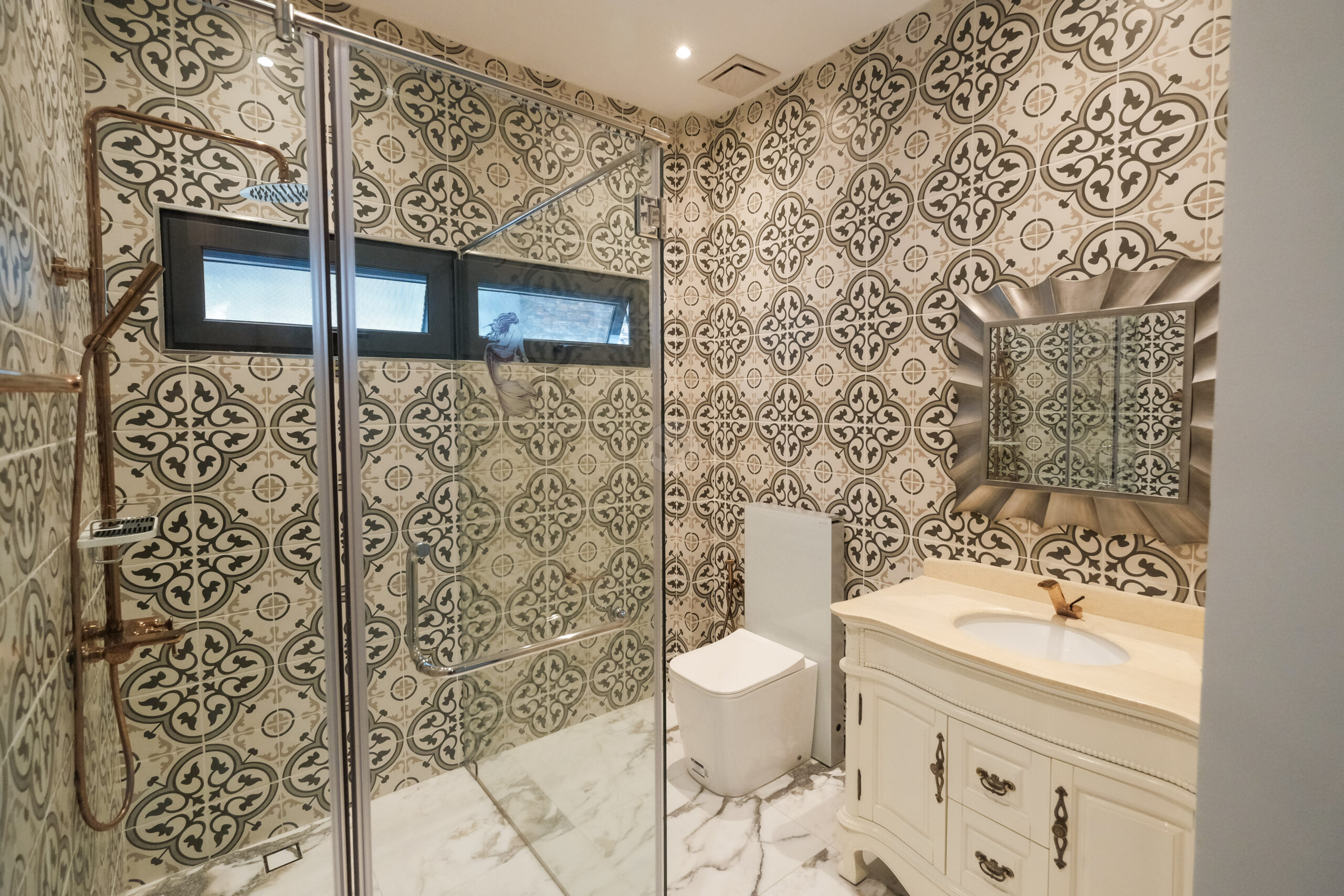 5-BedroomHouseandLotforSaleinDonAntonioRoyaleEstate,Commonwealth,QuezonCity-17.jpg